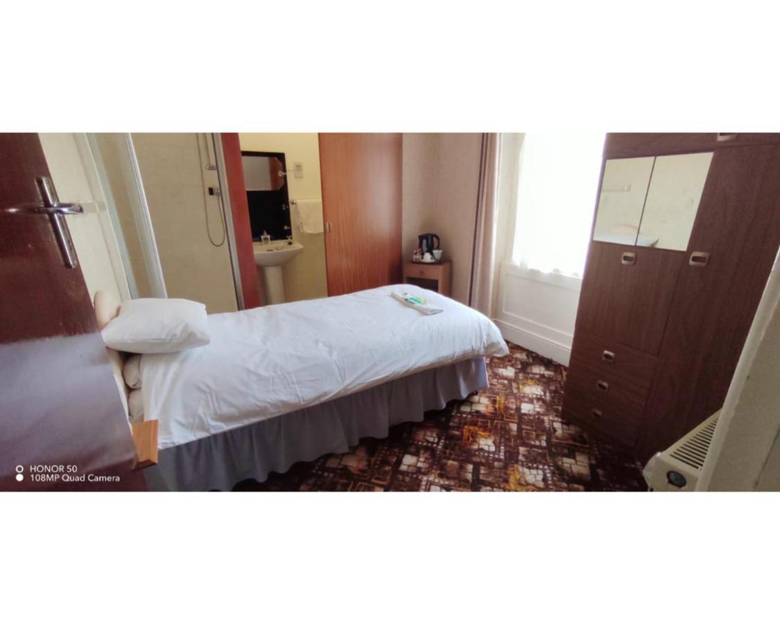 Savoy B&B Weston-super-Mare Dış mekan fotoğraf